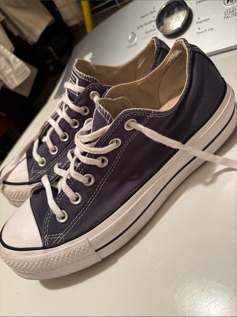 Grey Converse Low Top Sneakers - 10